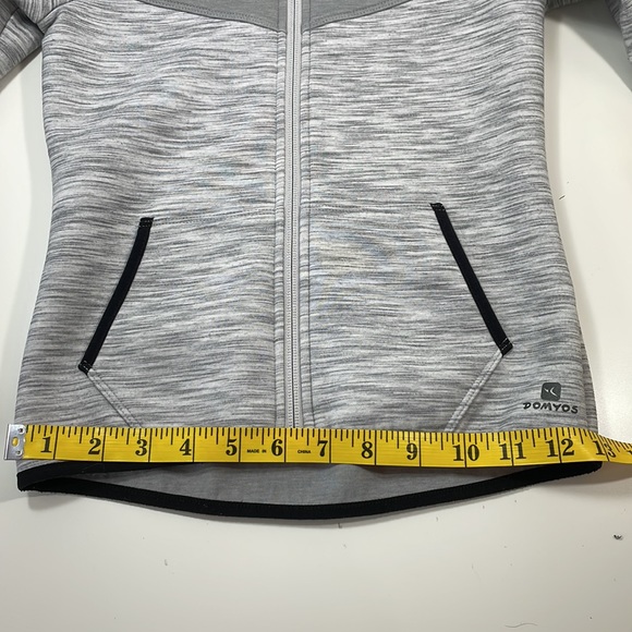 DOMYOS kids, hooded sweatshirt with zipper, Size 8 - Picture 11 of 12